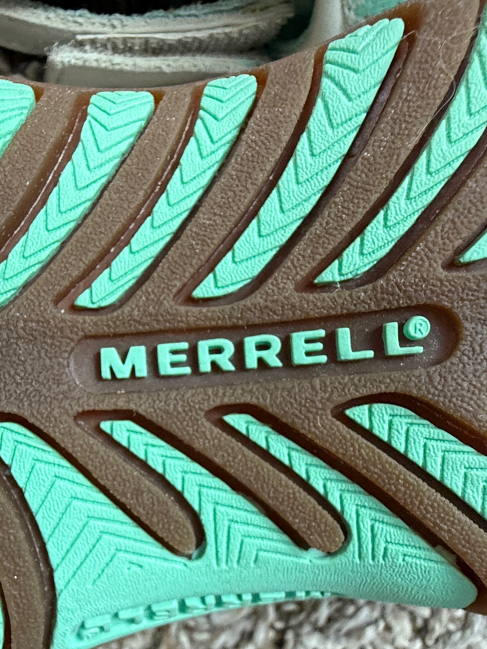 Merrell Ivory &  Green 
Women's Outdoor Sandals - Picture 5 of 7